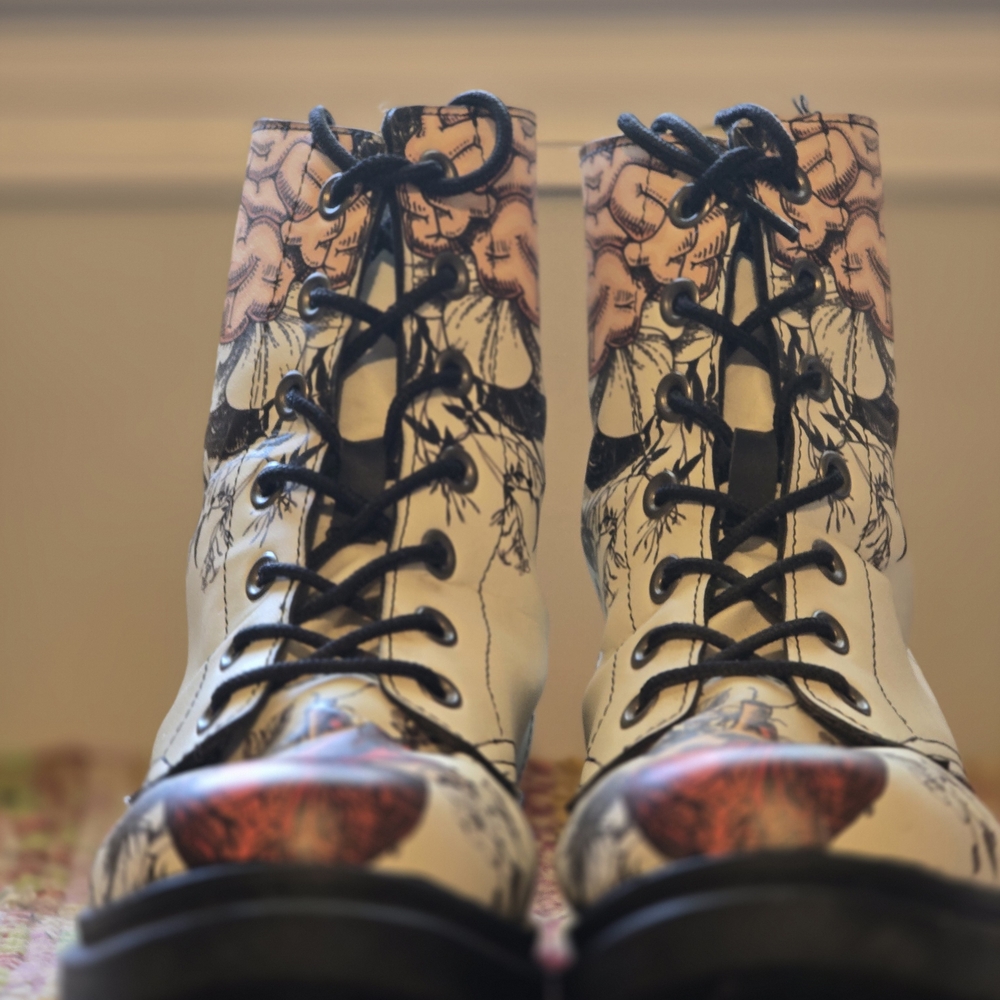 Groove Bags & Custom Kicks Human Organs Women's Boots
